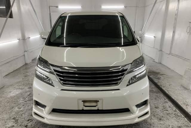 2010 Toyota Vellfire JDM car for sale — photo 6 of 10