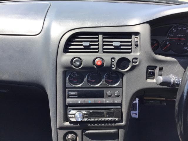 1996 Nissan Skyline JDM car for sale — photo 15 of 19
