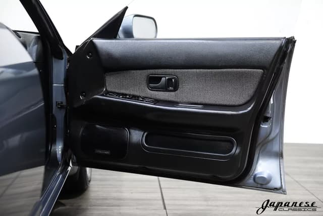 1989 Nissan Skyline JDM car for sale — photo 18 of 25