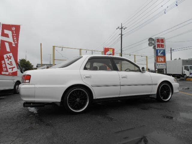 2000 Toyota Cresta JDM car for sale — photo 8 of 17