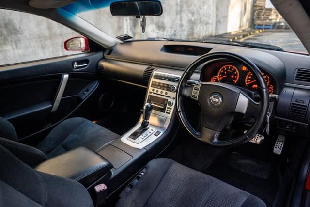 2005 Nissan Skyline JDM car for sale — photo 14 of 17