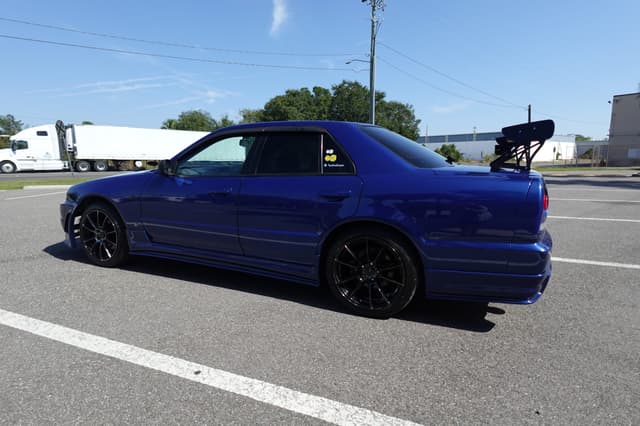 1998 Nissan Skyline JDM car for sale — photo 9 of 18