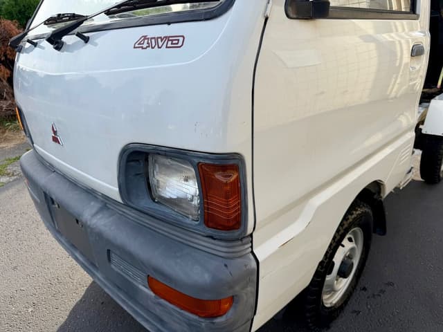 1995 Mitsubishi Minicab JDM car for sale — photo 16 of 25