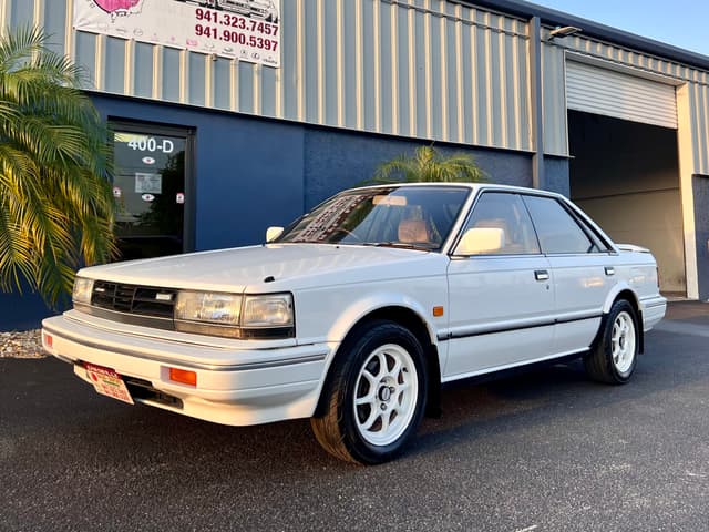 1987 Nissan Bluebird JDM car for sale — photo 9 of 25