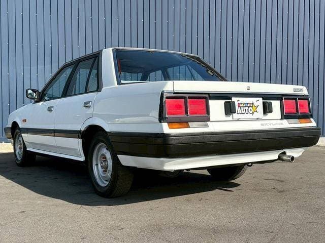 1985 Nissan Skyline JDM car for sale — photo 2 of 13