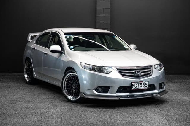 2012 Honda Accord JDM car for sale — photo 10 of 17