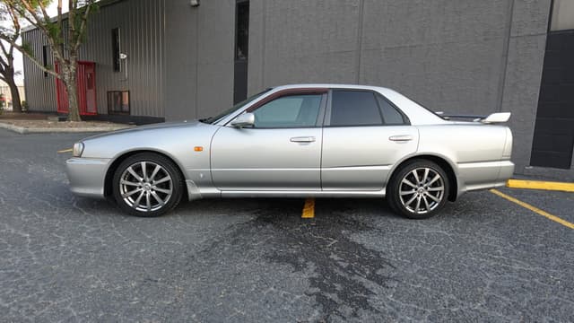 1998 Nissan Skyline JDM car for sale — photo 3 of 15