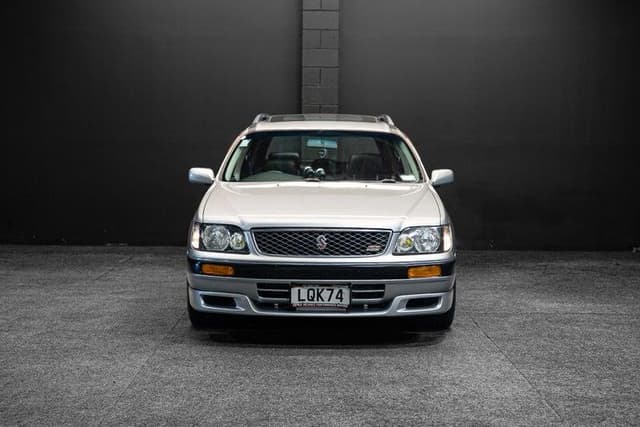1997 Nissan Stagea JDM car for sale — photo 11 of 20