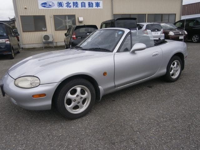 1998 Mazda Roadster (Eunos Roadster / MX-5) JDM car for sale — photo 2 of 25