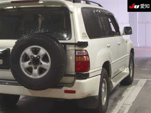 1998 Toyota Land Cruiser JDM car for sale — photo 7 of 9