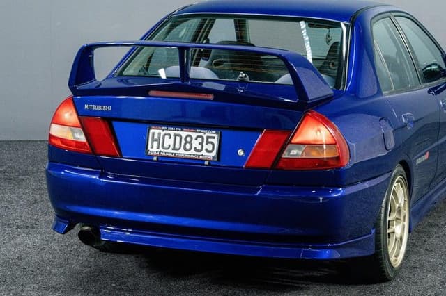 1996 Mitsubishi Lancer Evolution JDM car for sale — photo 11 of 19