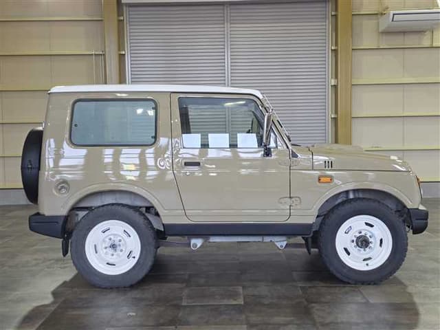 1996 Suzuki Jimny JDM car for sale — photo 9 of 24