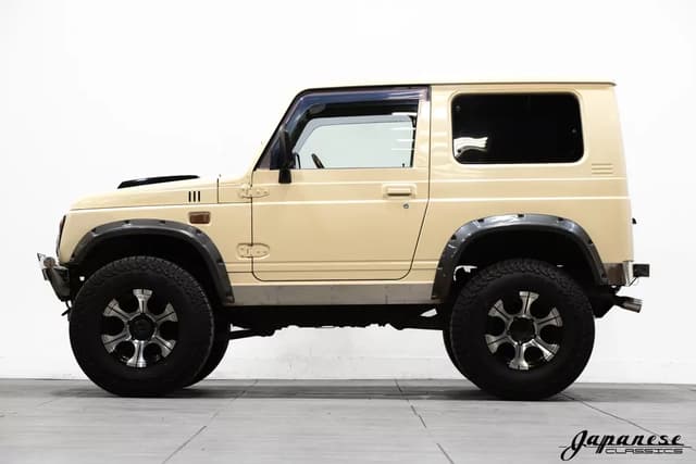 1996 Suzuki Jimny JDM car for sale — photo 4 of 24