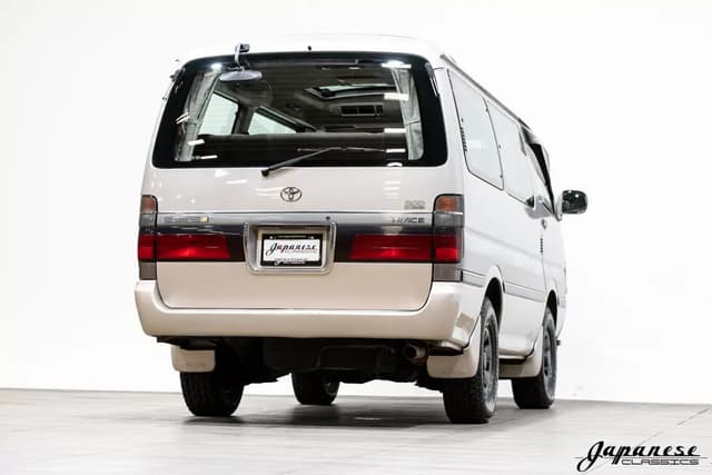 1996 Toyota HiAce JDM car for sale — photo 8 of 25