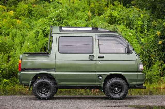1991 Daihatsu Atrai JDM car for sale — photo 10 of 25