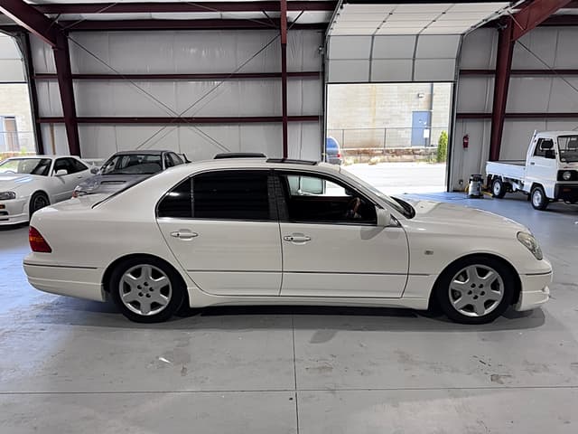 2000 Toyota Celsior JDM car for sale — photo 7 of 25