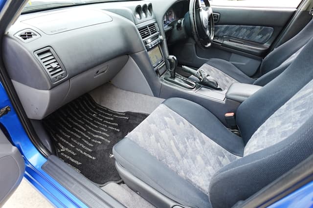1998 Nissan Skyline JDM car for sale — photo 10 of 13