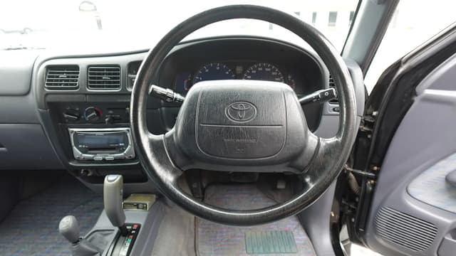 1998 Toyota Hilux JDM car for sale — photo 15 of 16