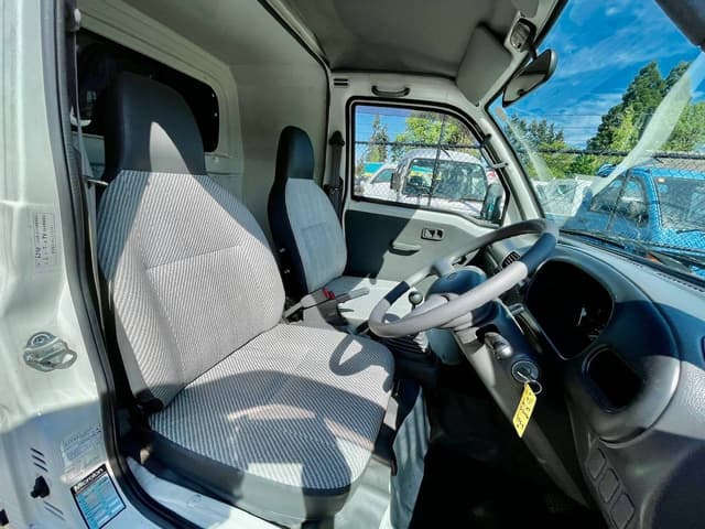 1997 Daihatsu Hijet JDM car for sale — photo 22 of 25
