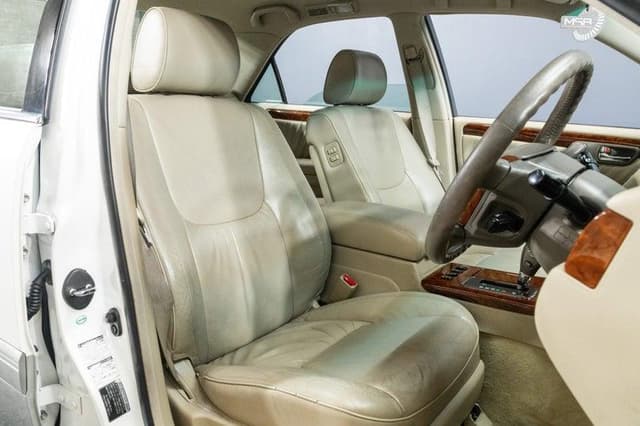 2003 Toyota Crown JDM car for sale — photo 15 of 17