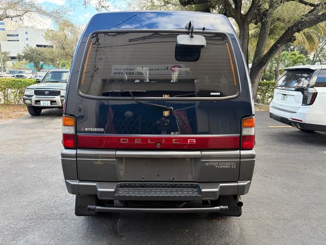 1996 Mitsubishi Delica JDM car for sale — photo 6 of 24