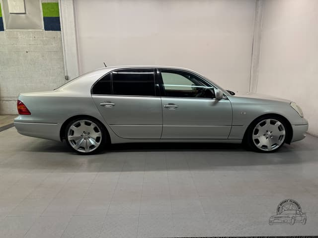 2000 Toyota Celsior JDM car for sale — photo 22 of 25