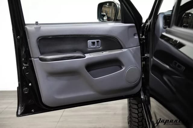 1999 Toyota Hilux JDM car for sale — photo 18 of 25