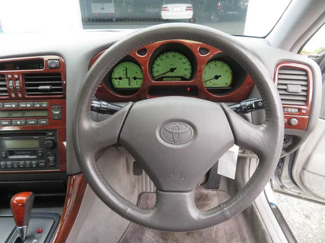 1998 Toyota Aristo JDM car for sale — photo 14 of 25