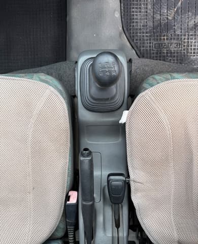 2000 Suzuki Carry JDM car for sale — photo 12 of 18