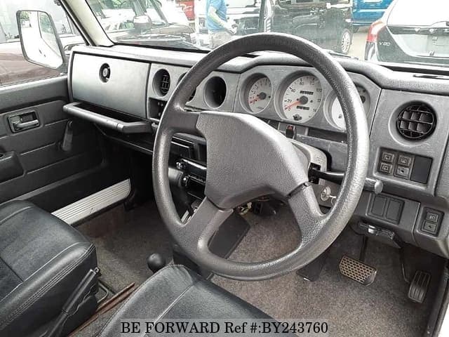 1997 Suzuki Jimny JDM car for sale — photo 3 of 8