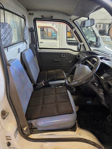 2002 Daihatsu Hijet JDM car for sale — photo 3 of 14