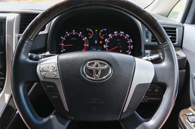 2012 Toyota Alphard JDM car for sale — photo 20 of 25