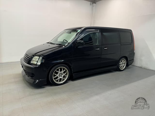 2001 Honda Stepwagon JDM car for sale — photo 7 of 25