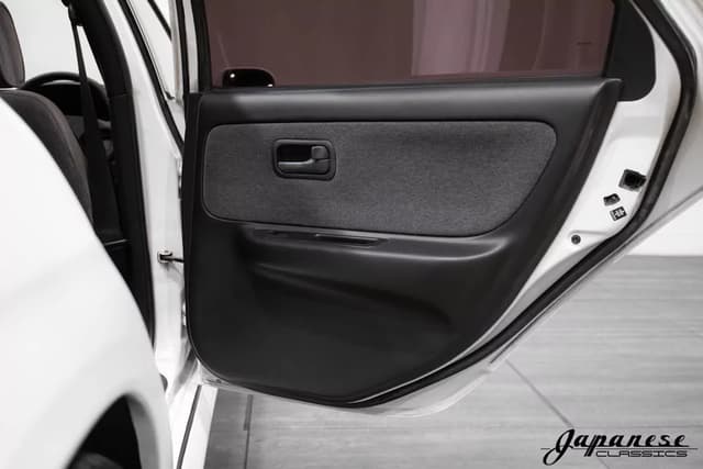 1994 Nissan Skyline JDM car for sale — photo 20 of 25