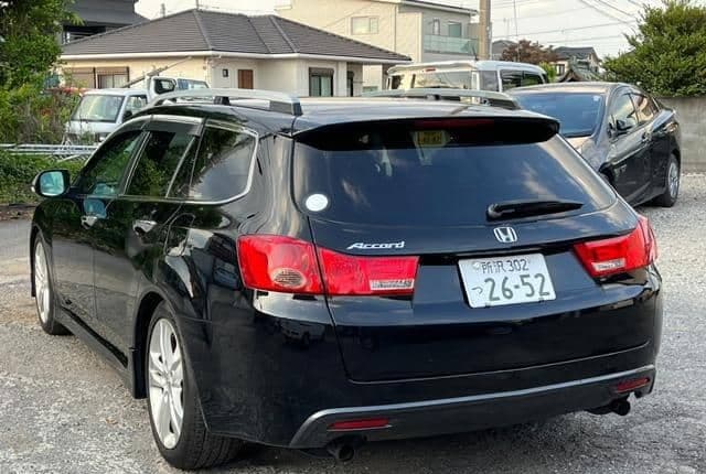 2010 Honda Accord JDM car for sale — photo 17 of 20