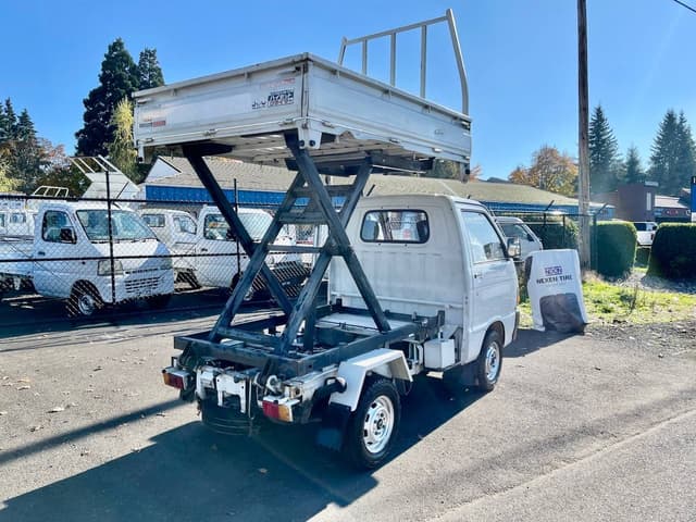 1992 Daihatsu Hijet JDM car for sale — photo 14 of 25