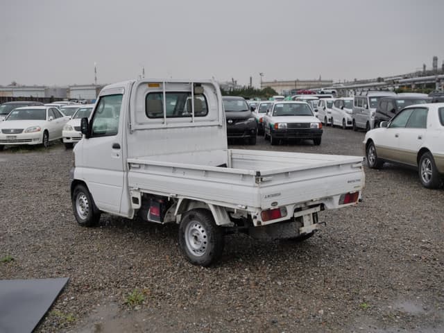 2002 Mitsubishi Minicab JDM car for sale — photo 8 of 25