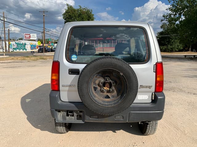 1998 Suzuki Jimny JDM car for sale — photo 10 of 17