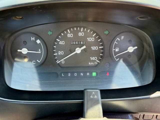 2000 Daihatsu Hijet JDM car for sale — photo 19 of 25