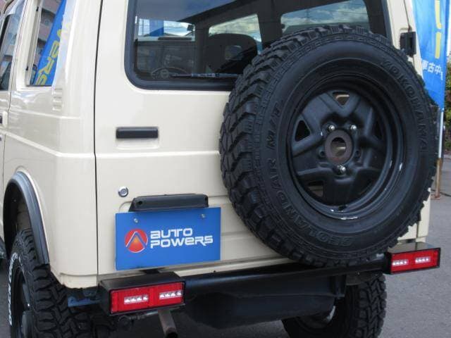 1997 Suzuki Jimny JDM car for sale — photo 18 of 19
