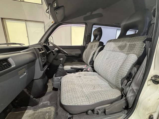 1993 Mitsubishi Minicab JDM car for sale — photo 10 of 25