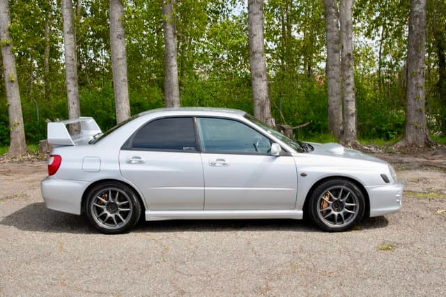 2001 Subaru Impreza JDM car for sale — photo 8 of 22