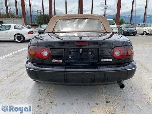 1995 Mazda Roadster (Eunos Roadster / MX-5) JDM car for sale — photo 4 of 25
