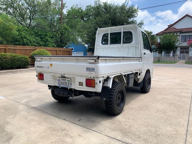 2000 Daihatsu Hijet JDM car for sale — photo 3 of 10