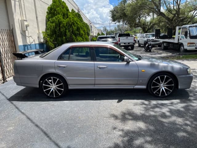 1998 Nissan Skyline JDM car for sale — photo 8 of 16
