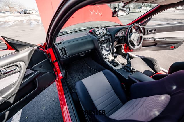1998 Nissan Skyline JDM car for sale — photo 18 of 23