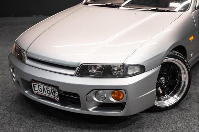 1996 Nissan Skyline JDM car for sale — photo 2 of 17