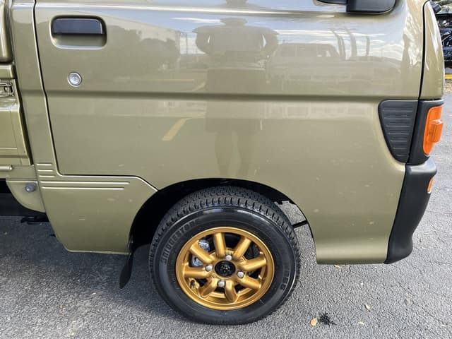 1997 Daihatsu Hijet JDM car for sale — photo 10 of 19