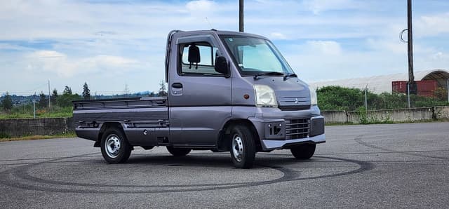 2000 Mitsubishi Minicab JDM car for sale — photo 8 of 10
