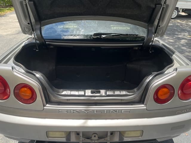1998 Nissan Skyline JDM car for sale — photo 16 of 17